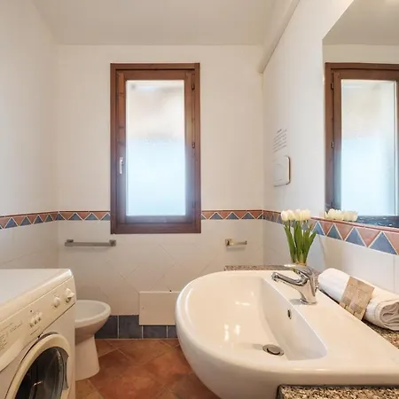 Panoramic View- Beautiful With Veranda, Wifi, Bbq Apartment Costa Rei