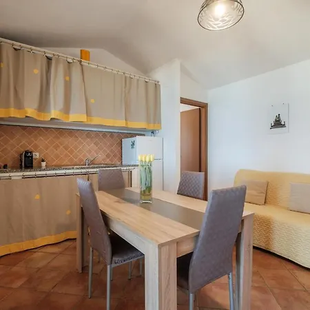 Panoramic View- Beautiful With Veranda, Wifi, Bbq Apartment