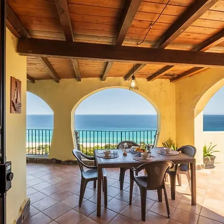 Panoramic View- Beautiful With Veranda, Wifi, Bbq Costa Rei