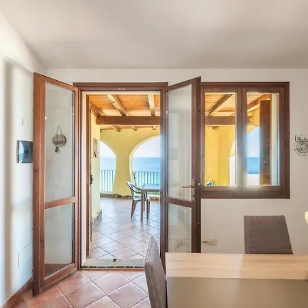 Panoramic View- Beautiful With Veranda, Wifi, Bbq Apartment *