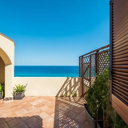 Panoramic View- Beautiful With Veranda, Wifi, Bbq Costa Rei